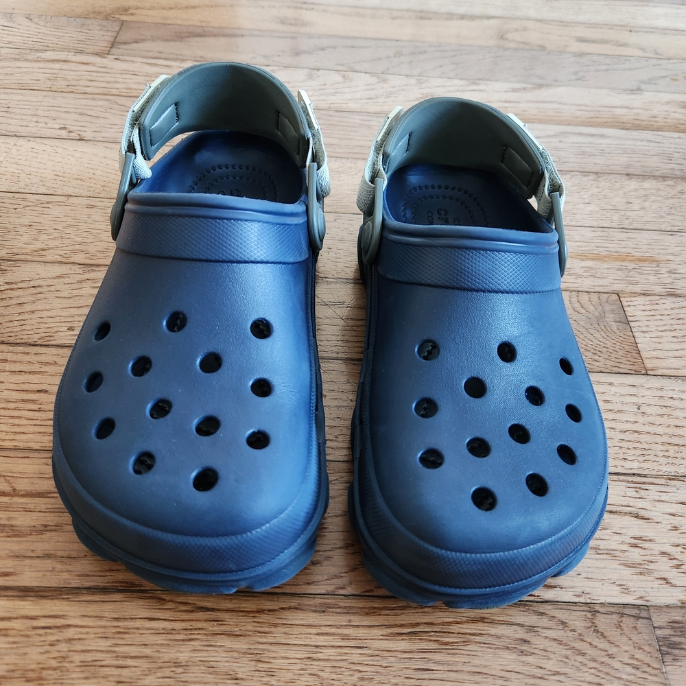 All Terrain crocs Size Mens 4 /Womens 6